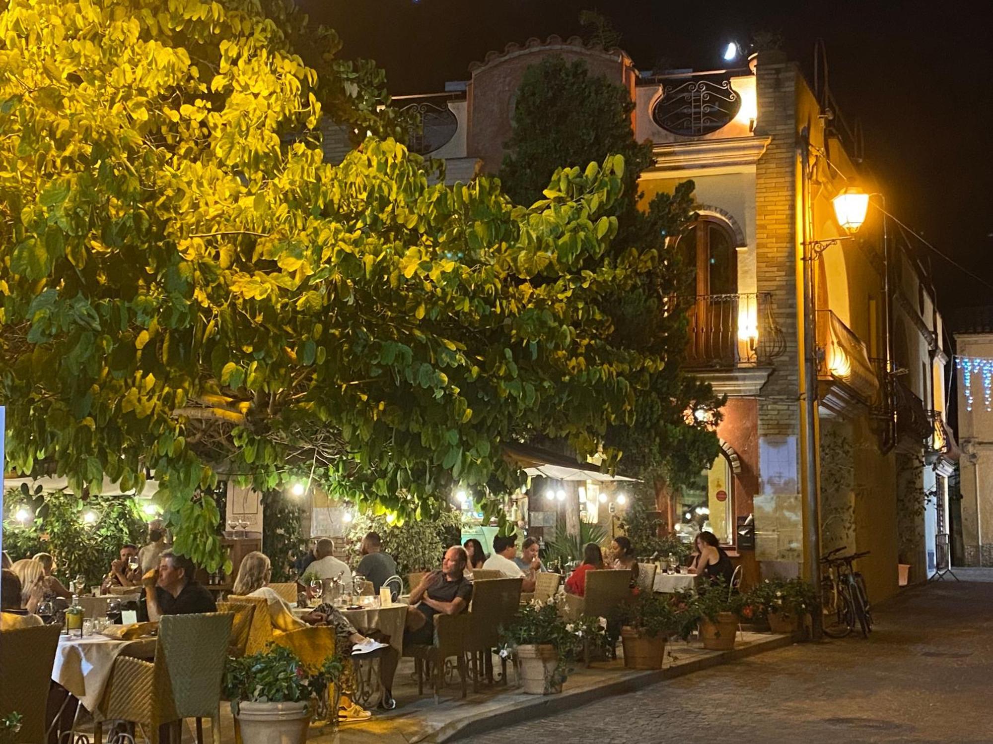 Villa Madau Pula Exterior foto